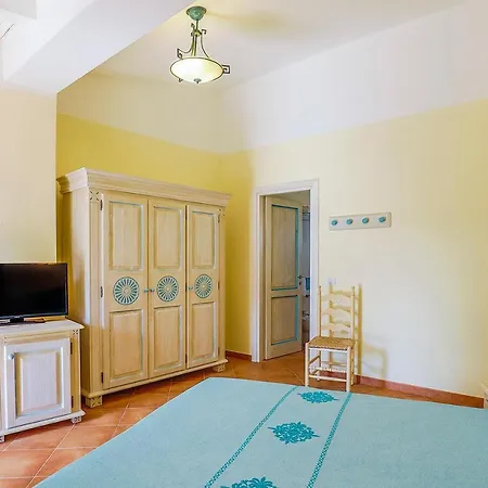 Hotel Villaggio Li Cucutti