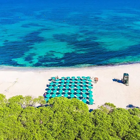 Villaggio Li Cucutti Hotell 4*