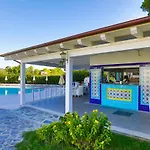 Villaggio Li Cucutti Hotel