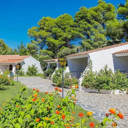 Villaggio Li Cucutti 4*